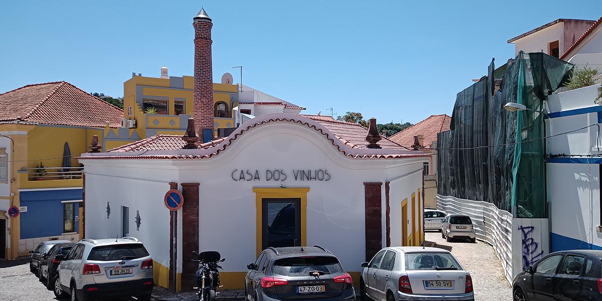 Empreitada de Reabilitação do Edifício do Forno para Instalação da Casa dos Vinhos